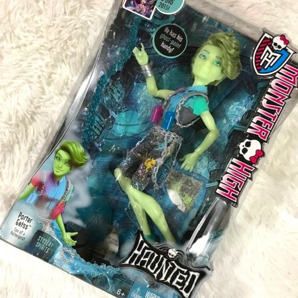 NWOT Monster High Haunted PORTER GEISS